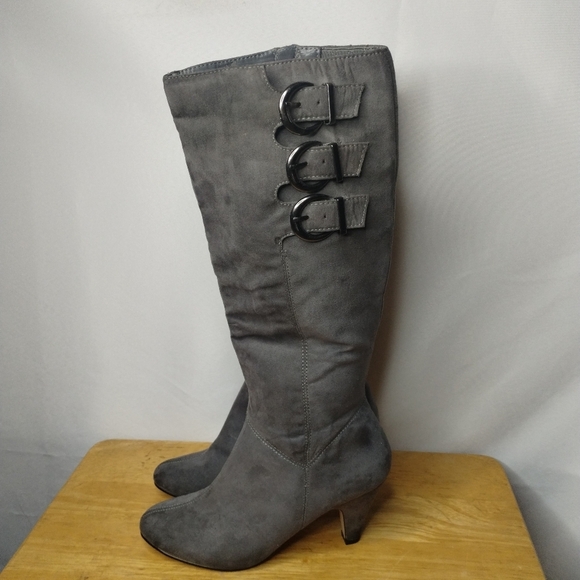 Bella Vita gray women's small heel size 7.5 boots - Picture 1 of 12